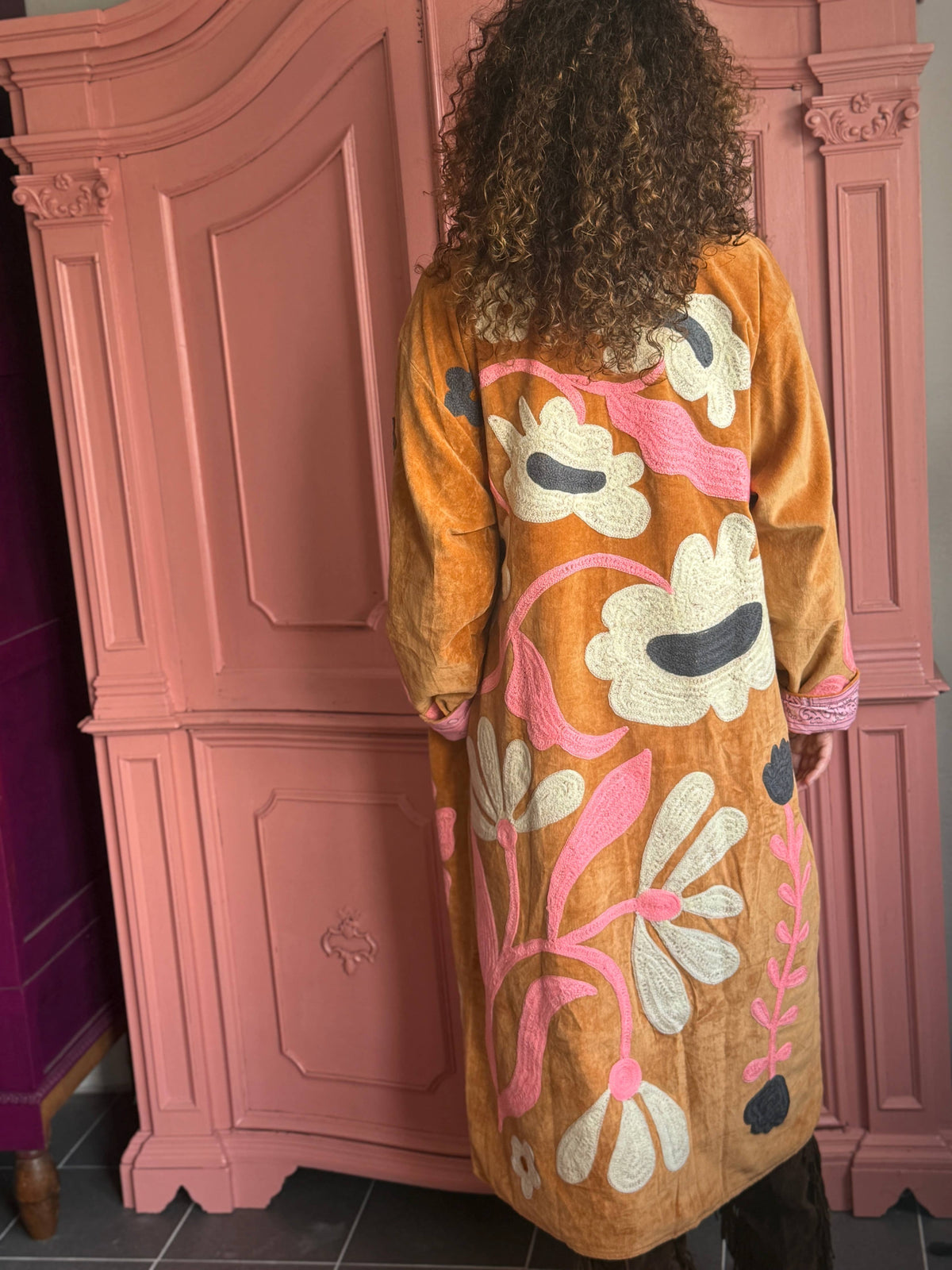 Long flower coat embroidered