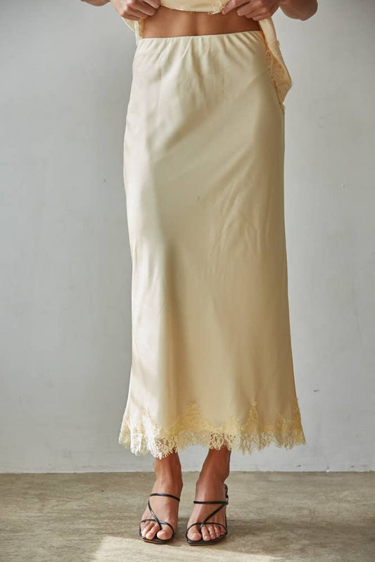 L9524B2 | Woven Polyester Spandex Satin Midi Skirt