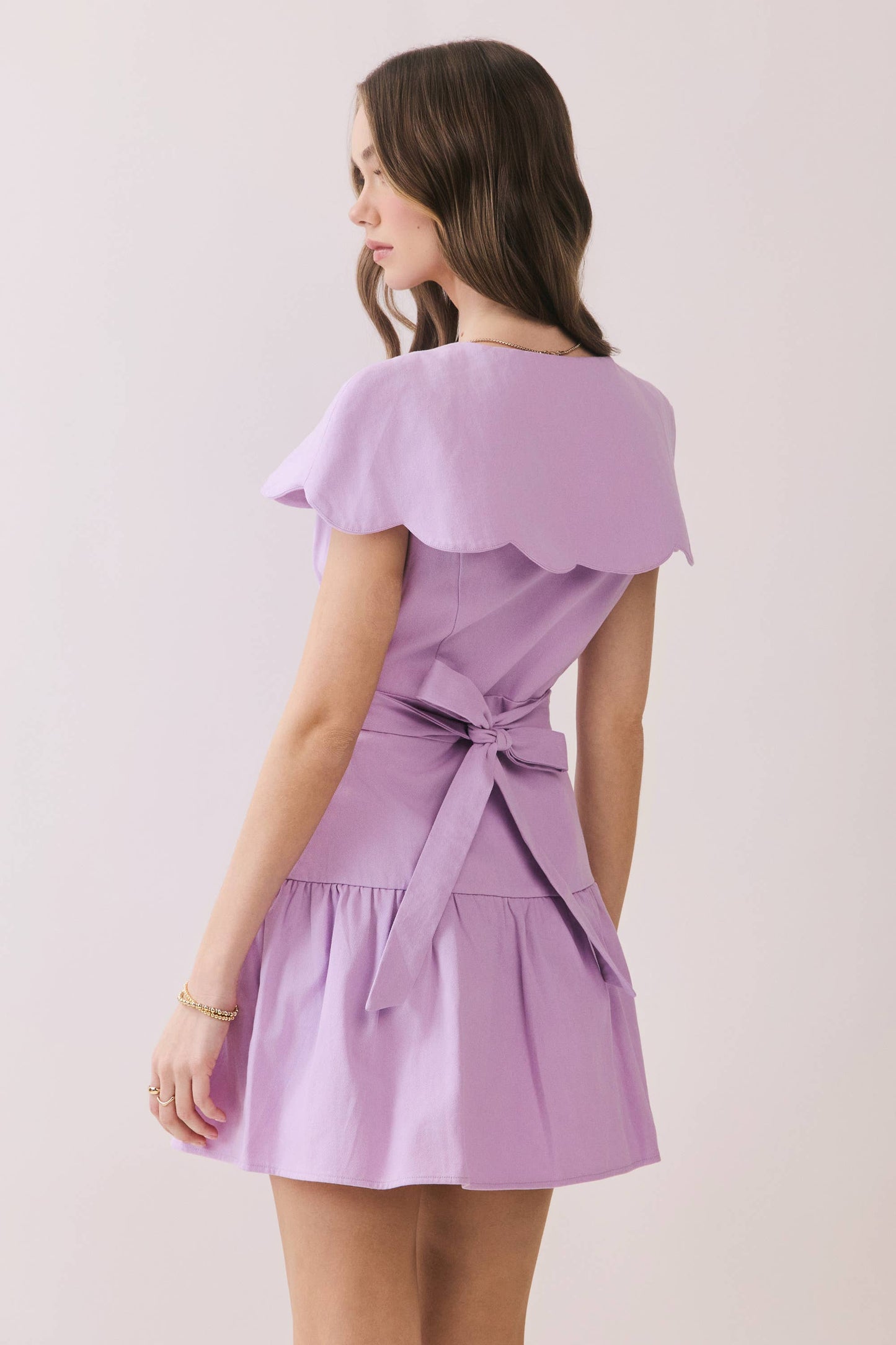 CD06011-Fit And Flare Oversized Scalloped Collar Dress