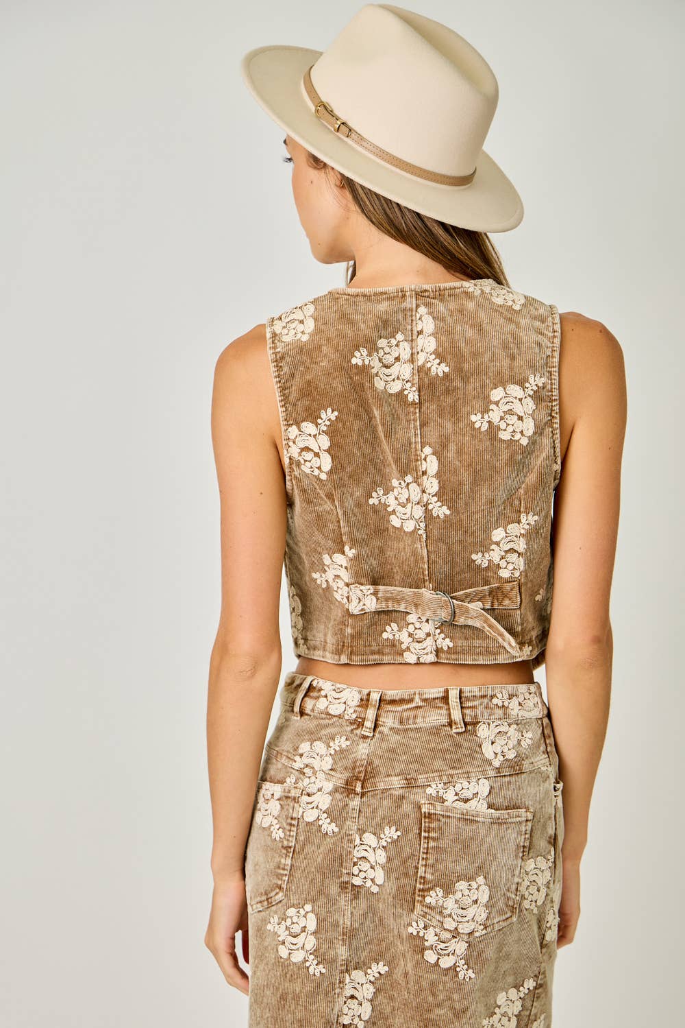 61146 Embroidered Corduroy Vest